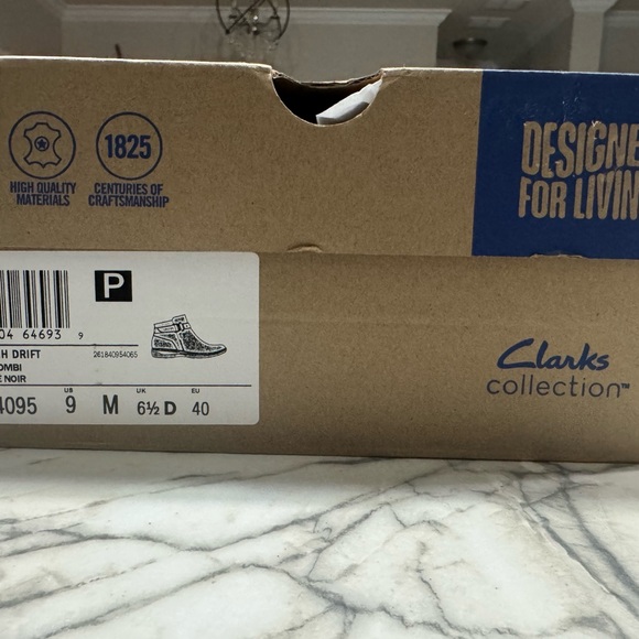 Clarks Women's Sleek Black Ankle Booties - Picture 7 of 7